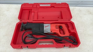 Milwaukee Sazal With Case