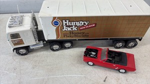 Nylint Die Cast Pillsbury Hungry Jack New Flavor Honey Flaky Biscuits Truck and Trailer