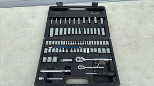 Husky Socket Set With Case