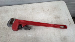 24 inch pipe wrench
