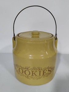 Monmouth Stoneware Cookie Jar