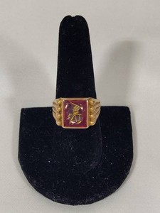 10K Gold Mens Intaglio Ring (Size 9.5)