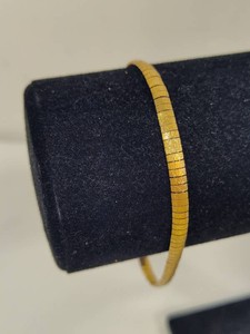 14K Yellow Gold Omega Style 8 Bracelet