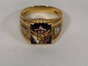 14K Yellow Gold Mens Ring