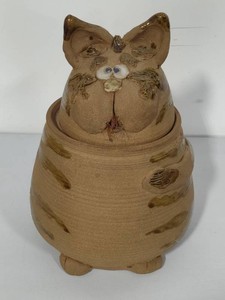 Fogarty Handmade Pottery Art Cat Cookie Jar