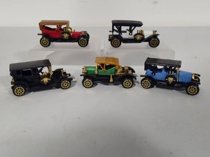 Readers Digest Vintage Car Replicas