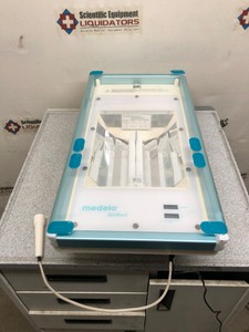 86724 - Medela BiliBed Infant Phototherapy Light Bed System 600.0980