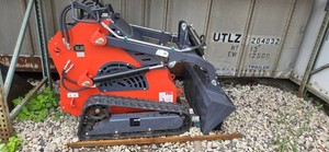ATS T460 23HP Tracked Mini Skid Steer Loader With Bucket - Has shipping damage