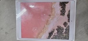 NEW IN BOX Apple iPad Pro 10.5-Inch 256GB Wi-Fi Rose Gold A1701