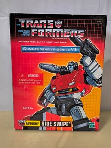 Vintage TransFormers G1 Commemorative Series VIII Sidewipe