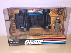 G.I. Joe VAMP vehicle with Double Clutch Action Figure