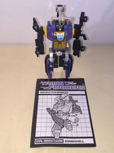 Vintage 1985 G1 Decepticon Insection Bombshell action figure