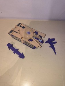 Vintage 1985 Transformers G1 Blitzwing Deception Triple Charger figure