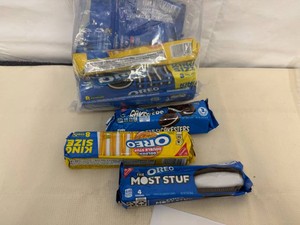 12x Variety of Oreo Cookies