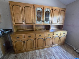 Large Traditional Oak China Hutch & Storage Cabinet