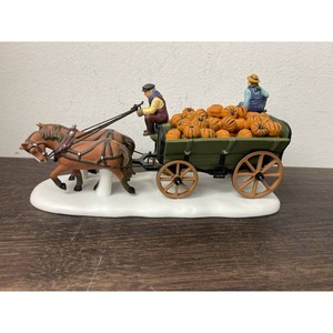 Department 56 Heritage Village Pumpkin Wagon Figurine