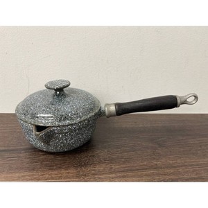 Speckled Enamel Saucepan with Lid and Wood Handle