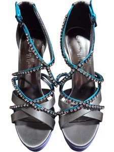 GUESS by Marciano Womens Rhinestone Strappy Platform Heels Size 7.5M