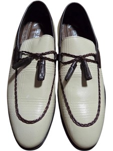 Stacy Adams Mens Bianchi Tassel Loafers TaupeBrown Leather Size 10.5M Style 25365-261