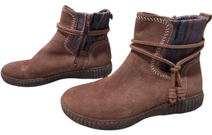 Clarks Collection Womens Brown Suede Ankle Boots Size 9 Wrap Tie Side Zip