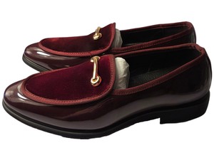Mens Burgundy Patent & Velvet Loafers Size 9  EU 41 Gold-Tone Hardware