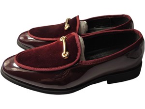 Mens Burgundy Velvet Patent-Style Dress Loafers Size 8  EU 40 Gold-Tone Bit
