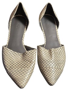 Vince Womens Beige Gray Snakeskin Print Pointed Toe DOrsay Flats Size 6.5 M37