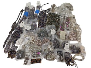 Large Bulk Fashion Costume Jewelry Lot Necklaces Earrings Bracelets Pearls Crystals