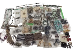 Large Assorted Fashion Costume Jewelry Lot  Necklaces Bracelets Earrings Beads Crystals