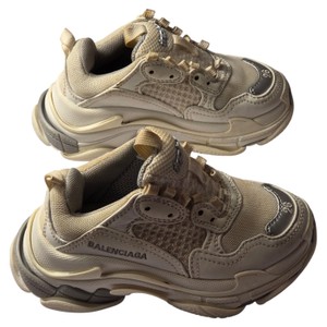 Balenciaga Triple S Kids Sneakers EUR 26 US 9.5 BeigeWhiteGray Art 654251