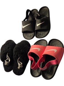 Lot of 3 Kids Footwear Pairs - UGG Black Slippers & 2 Nike Fit Zone Sandals Size 10C