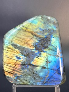 Stunning Natural Rainbow Labradorite Crystal Freeform Slab  Vibrant Electric Blue, Fiery Gold, and Green Full-Spectrum Flash Polished Display Specimen. (2 lbs 14.2 oz  1 kg 312 g)