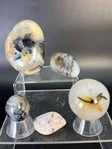 5pc Dendritic Agate Polished Crystal Lot - 3 Palm Stones, 2 Milky Chalcedony Spheres. (12.4 oz  353 g)