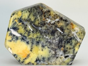 Large Polished Madagascar Dendritic Opal Freeform Display Specimen - Stunning Natural Yellow Moss-Like Manganese Inclusion Healing Crystal. (1 lb 4.3 oz  576 g)