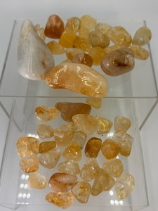 Tumbled Citrine Quartz Crystals  Beautiful Golden Translucent Polished Healing Stones for Crafting, Reiki, and Decor. (14.7 oz  418 g)