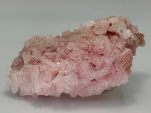 Natural Pink Halite Crystal Cluster From Searles Lake California - Rare Cubic Salt Specimen For Collectors. (2 lbs 7.3 oz  1 kg 116 g)