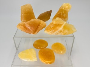 Bright Orange Calcite Mineral Specimens  Raw Chunks &amp Polished Palm Stones. (1 lb 4.4 oz  581 g)