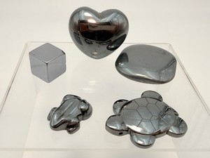 5pc Polished Hematite Carving Set - Heart, Cube, Turtle, Frog, Pocket Stone. (8.7 oz  248 g)