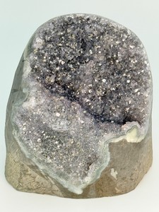 Natural Black Amethyst Cut Base Geode Cluster  Druzy Quartz Specimen (Brazil). (1 lb 3.3 oz  550 g)