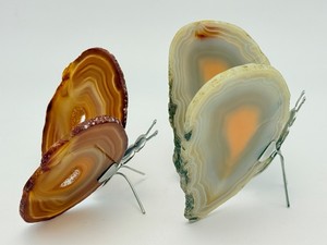 Set of 2 Vintage Natural Agate Slice Butterfly Sculptures. (6.4 oz  183 g)