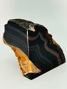 Rare Polished Black Banded Agate Cut Base Specimen - Stunning Natural Dark Geometric Concentric Geode Display Block. (1 lb 10.8 oz  762 g)