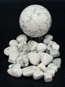 53mm Natural Howlite Polished Crystal Sphere Display Orb Plus Matching Lot of Smooth Tumbled Calming Pocket Stones. (14.4 oz  409 g)