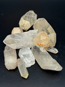 Natural Lemurian Seed Quartz Crystal Lot  Brazil  Iron Oxide Accents. (1 lb 1 oz  484 g)