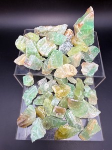 Bulk Lot of Raw Green Calcite Crystals  Natural Rough Stones. (1 lb 11.5 oz  782 g)