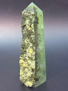 Stunning 4 Prehnite &amp Epidote Crystal Tower  Contrast Polished Specimen. (4.7 oz  134 g)