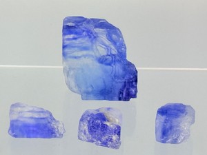Rare Natural Deep Blue Halite Crystal Cluster Set  4-Piece Collector Grade Raw Halite Mineral Specimens. (1.7 oz  49 g)