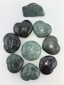 Polished Nephrite Jade Pocket Stones  Carved Hearts &amp Palm Stones (14.2 oz  405 g)