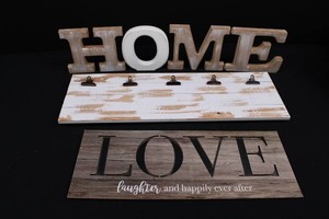 Farmhouse HOME & LOVE Wall Signs With Hooks