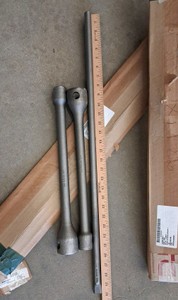 2 LARGE SOCKETS 1 HANDLE (NEW)