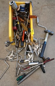 LARGE ASSORTMENT OF MISC WORKSHOP HAND TOOLS